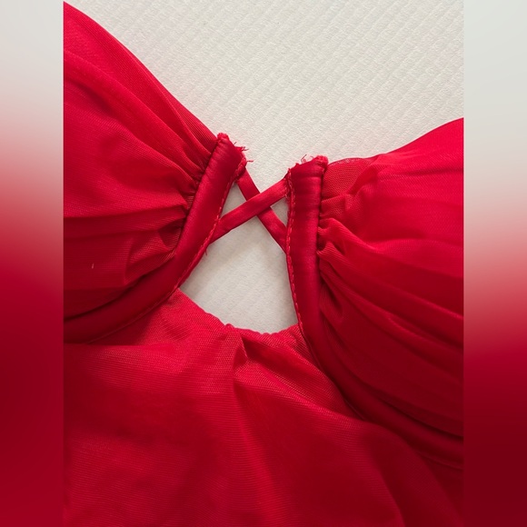 SOLD OUT Oh Polly - TRUE FOR YOU
Ruched Mesh Cut Out Mini Dress in Red UK 8 US 4 - Picture 6 of 6